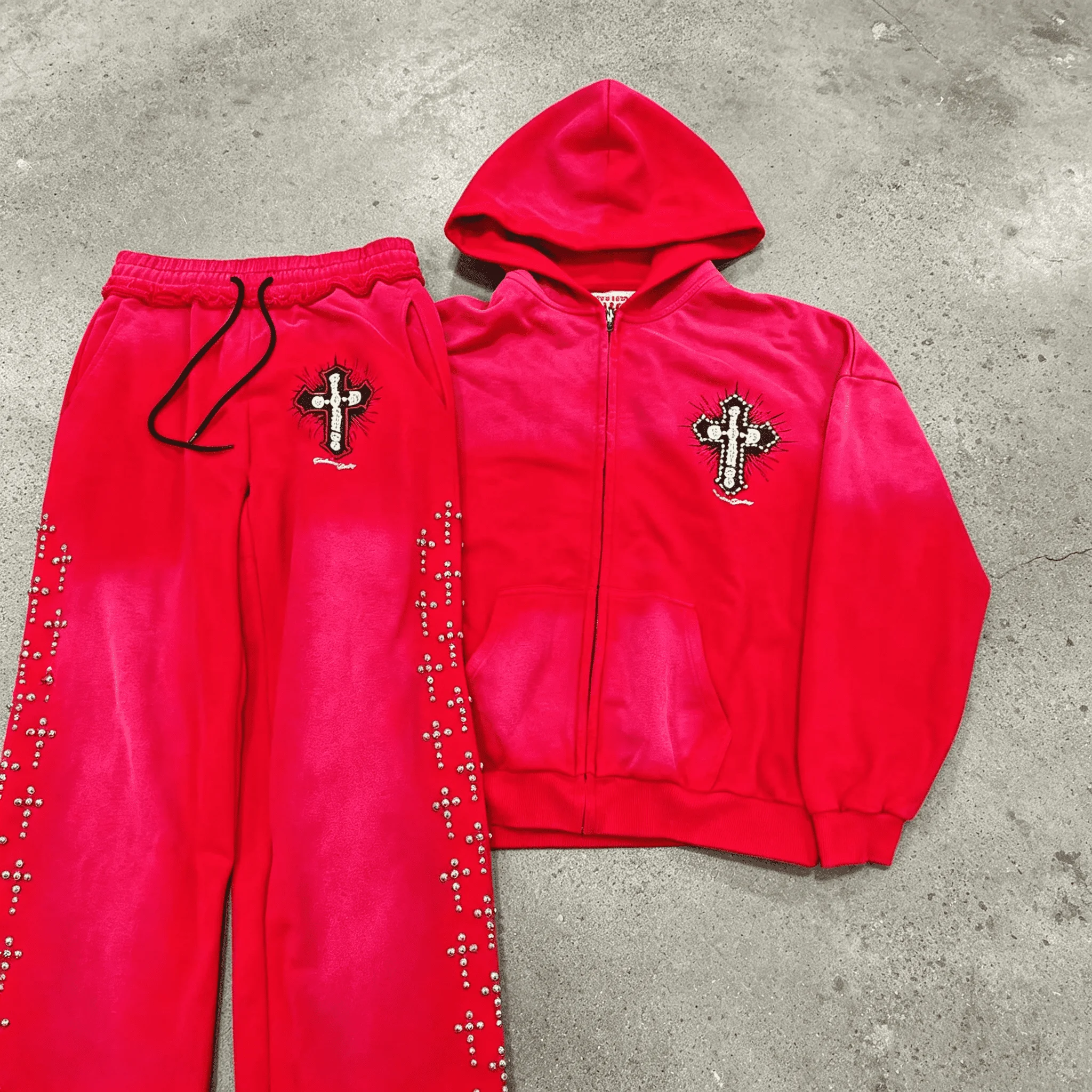Wholesale Custom Logo Washed Zipper Hoodie Wide Leg Sweatpants Rhinestone Cross Streetwear Winter Fashion Men Tracksuit Set gallery 2