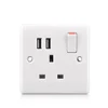 Enchufe con interruptor 13a y 2 USB