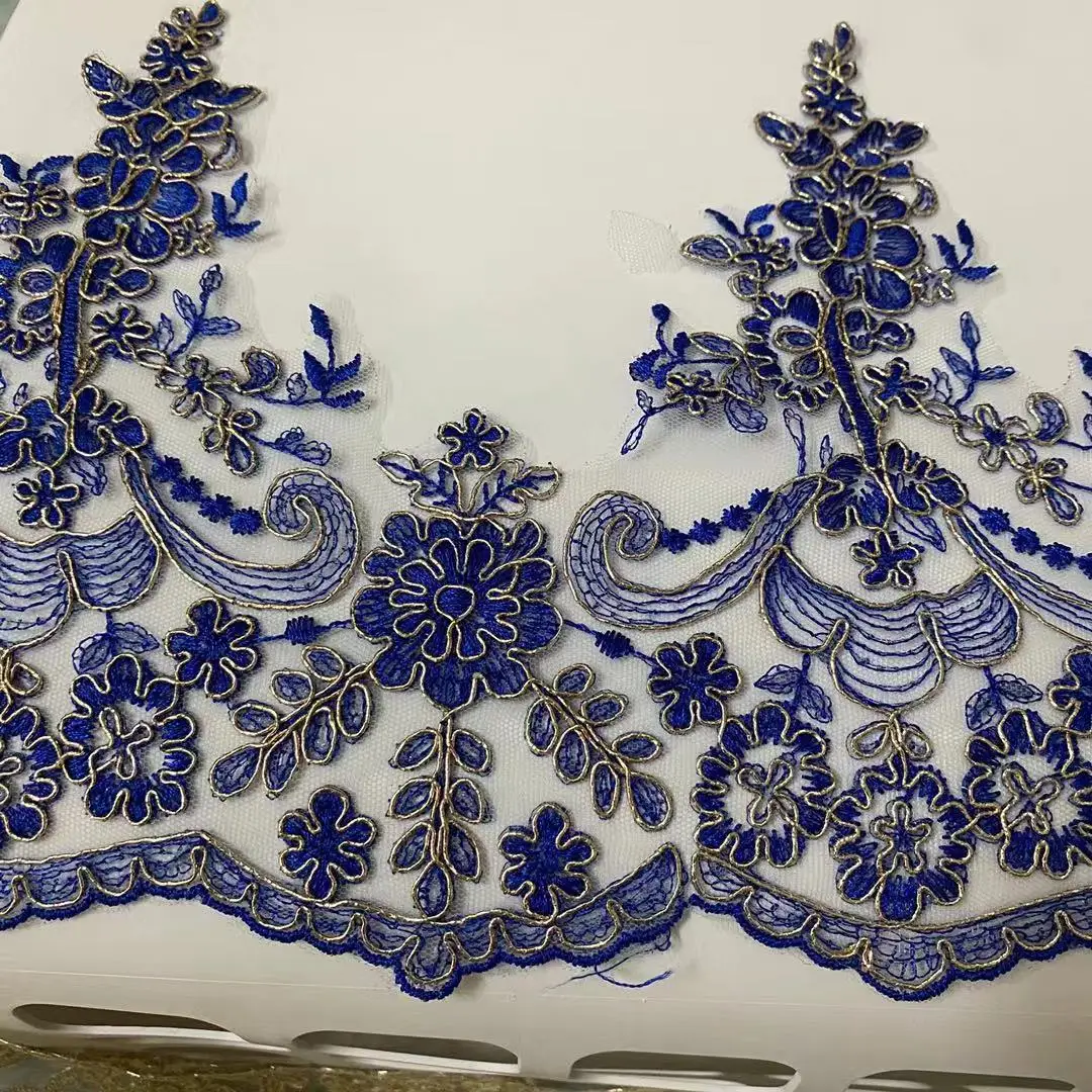 chinese dress ladies Amazon.com: PEPPERLONELY 1 Pair Bridal Lace Flower Sew on Embroidered Lace  Applique Wedding Dress Bride's Headdress Adornment DIY Patch Clothing  Accessories, 22 x 10cm, Navy