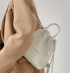 A-72 New Arrival Women's Style Backpack High-Grade Texture Korean-Style Rhombic Chain Handheld Insulated Polyester Garbage Bag