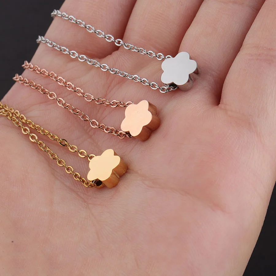 Flower Pendant Necklace
