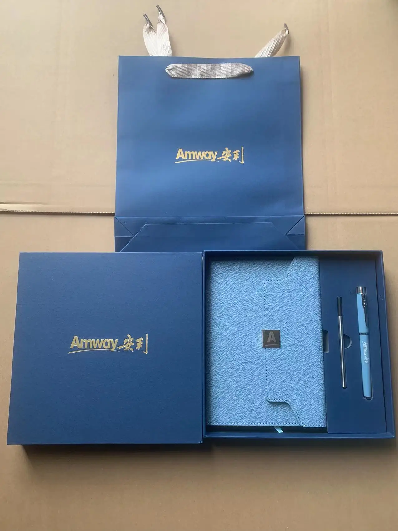 Hot Sell Luxury Business Gifts Box Set A5 Treefold Notebook With 16g