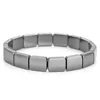 #Cuadrado negro de 10x12mm con doble agujero, el más vendido.