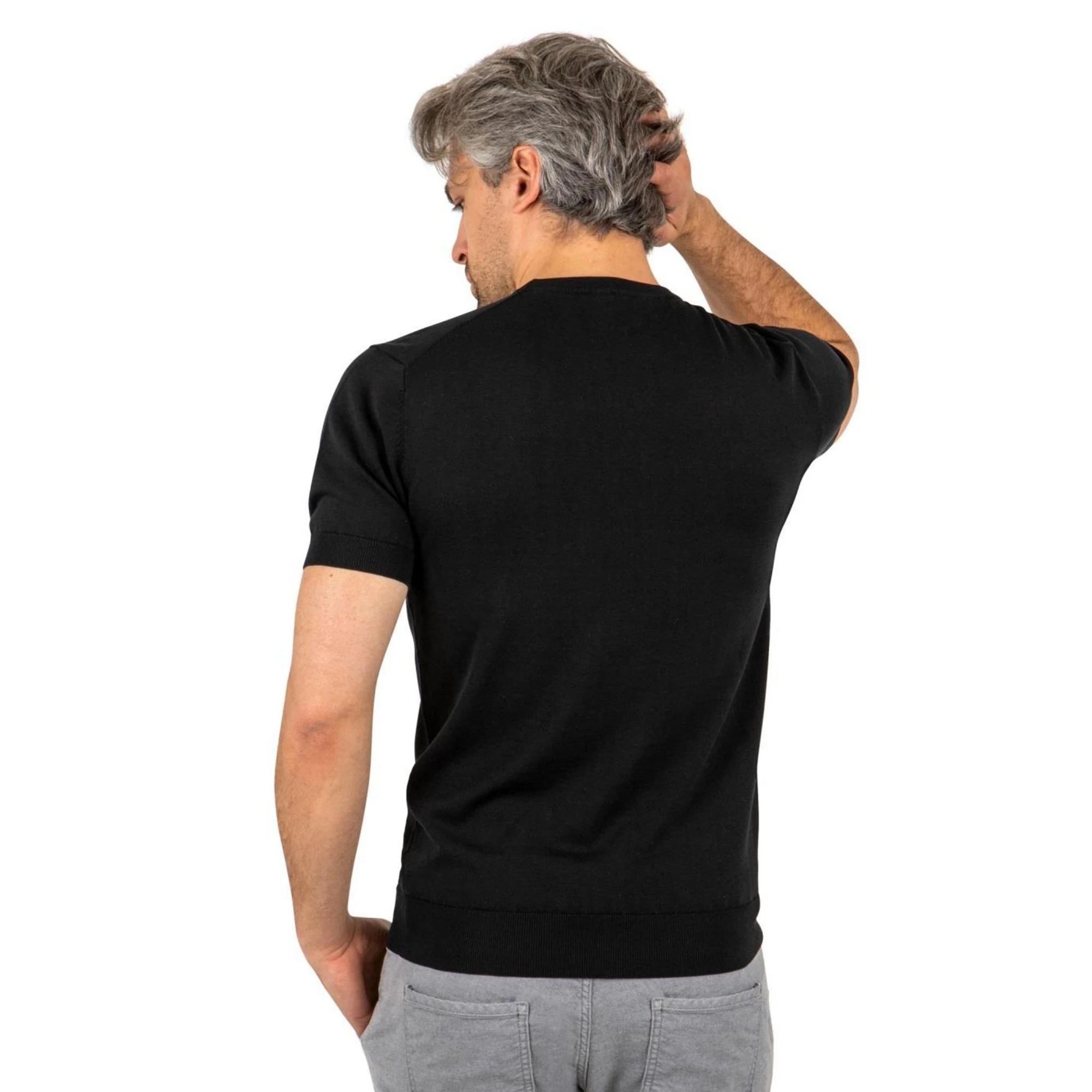Custom Logo Designer Black Solid Color Cotton Silk Short Sleeve Men Knitted T-shirts