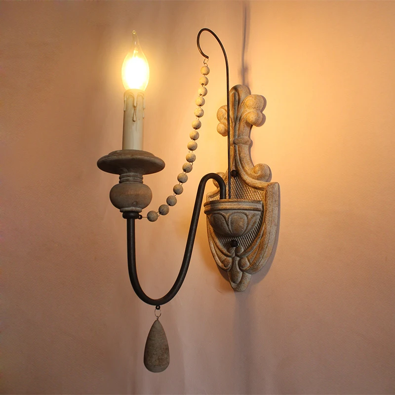 Lampada da parete LED retrò americana in stile francese per soggiorno, camera da letto, comodino, corridoio, corpo in ferro, senza fili, lampada da parete con candele