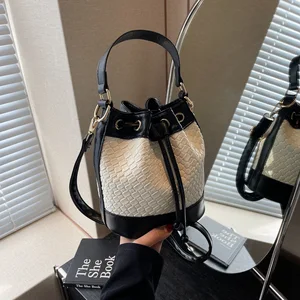 Chic Quilted Crossbody Bag for Women Chain Strap Shoulder Bag With Diamond Stitching Luxury Designer Style