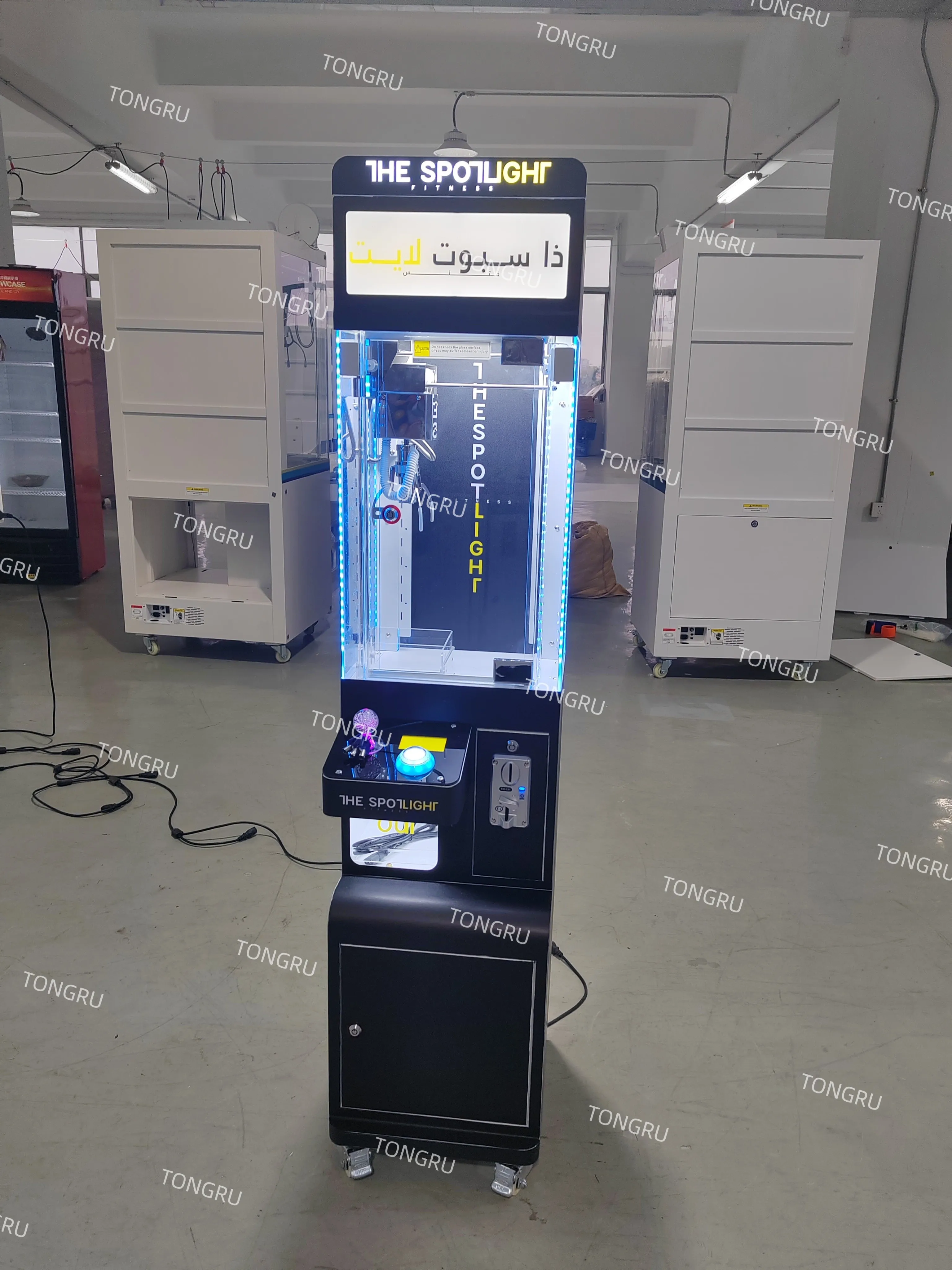 Small Japanese Capsule Toy Claw Machine Coin Operated Games Cashless Credit Card PSE Token Tap Distributeur De Gachapon Machine