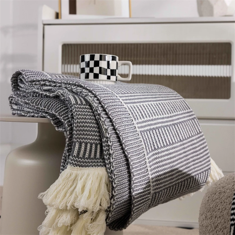 Hot selling soft and comfortable adult throw blank with tassels  with tassel sofa cover or for outdoor use bl manufacture