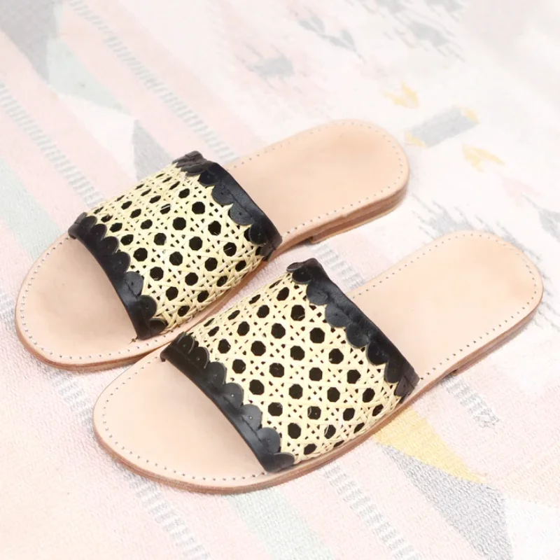 Cute Rattan Ladies Slide Sandals For Summer Oem