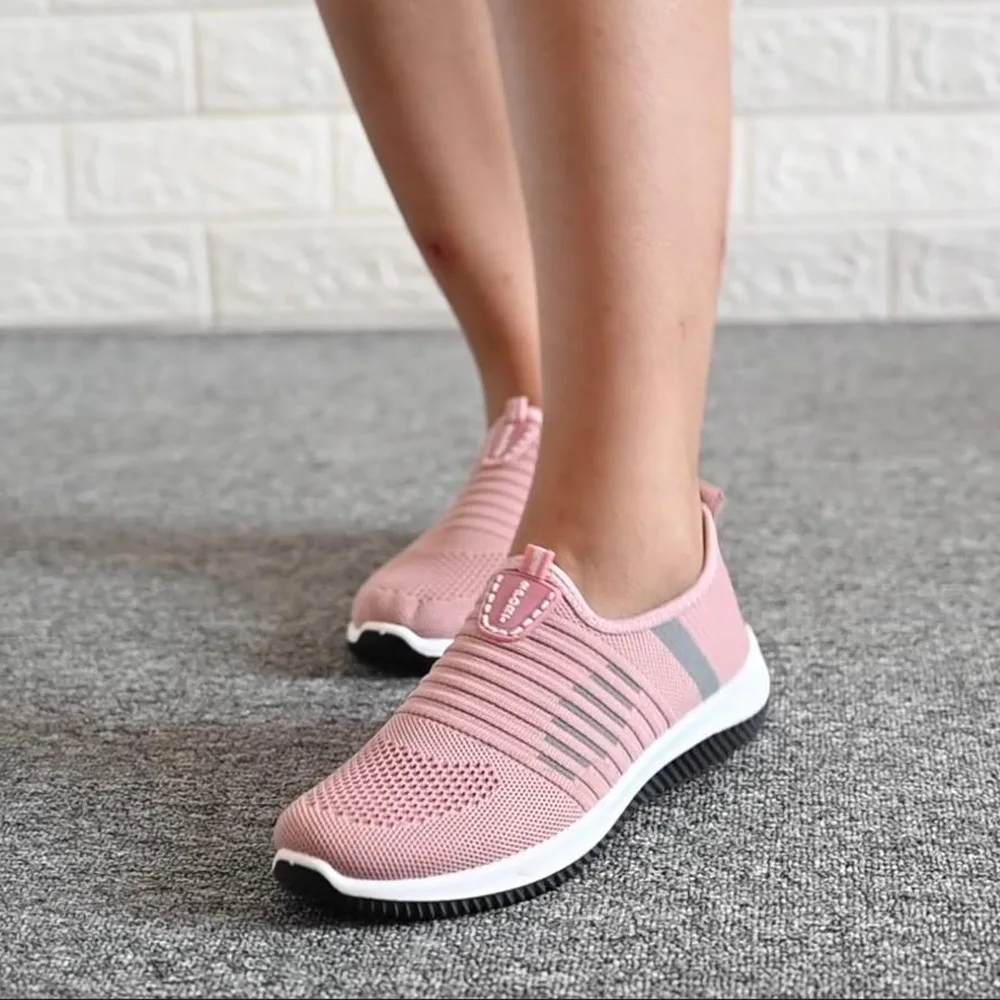 De Alta Calidad De Moda Zapatillas De Deporte Para Las Mujeres Zapatos De  Tenis 2021 Encaje De Moda De Malla Transpirable Zapatillas Planas Zapatos  Casuales Zapatos Las Mujeres - Buy De Alta
