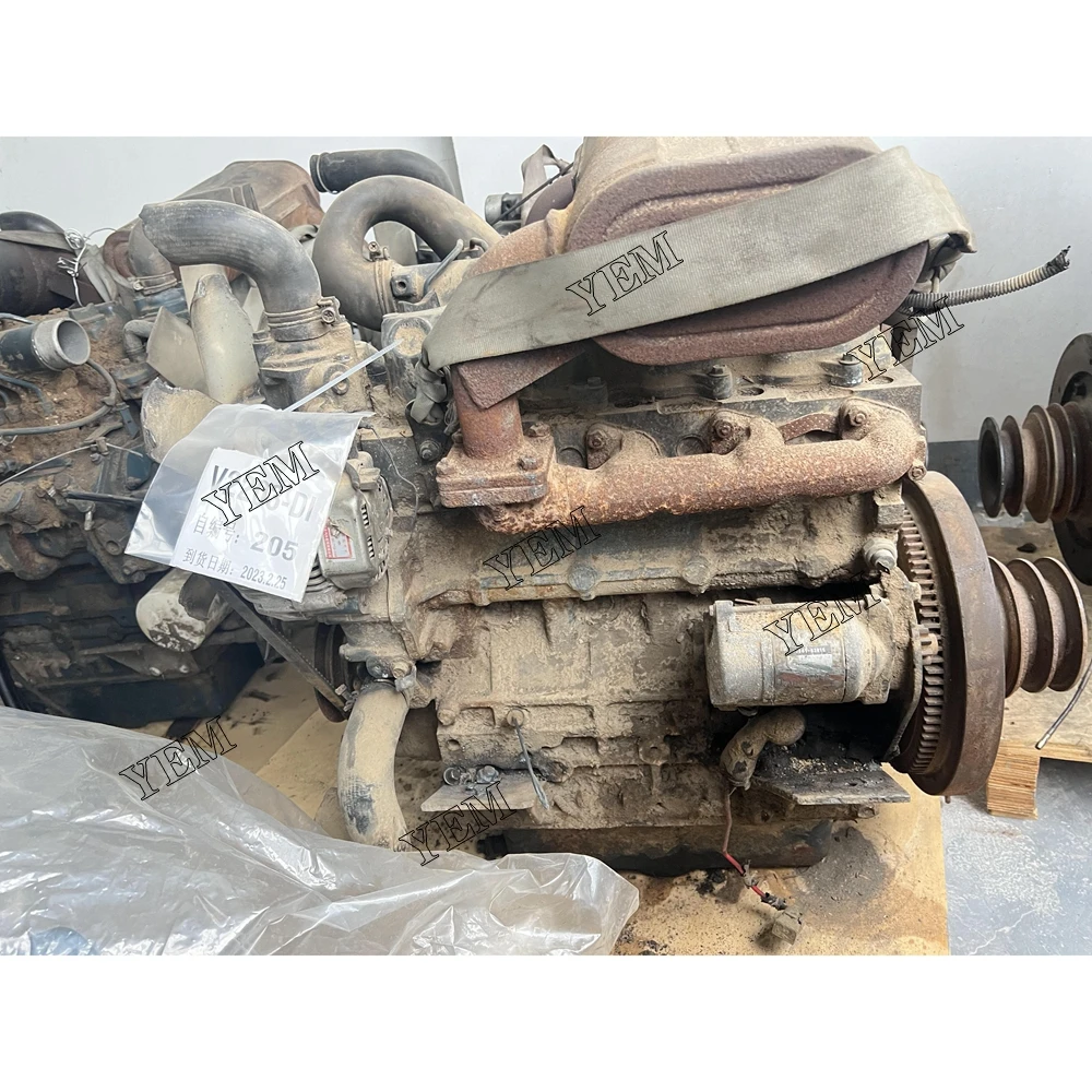 For Kubota V2203-DI Complete Engine Assy Used 2