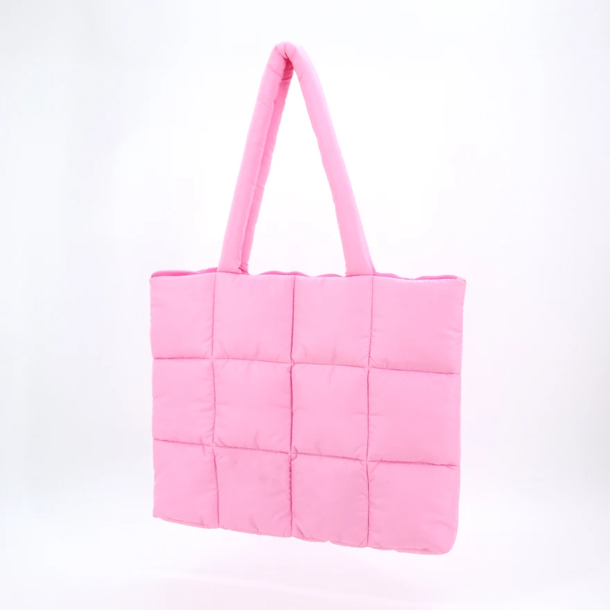 Fabrikk-grosist moden tilpassede lette myke dempede putekveidede pufsete totevesker skulderveske nylon puffer håndveske