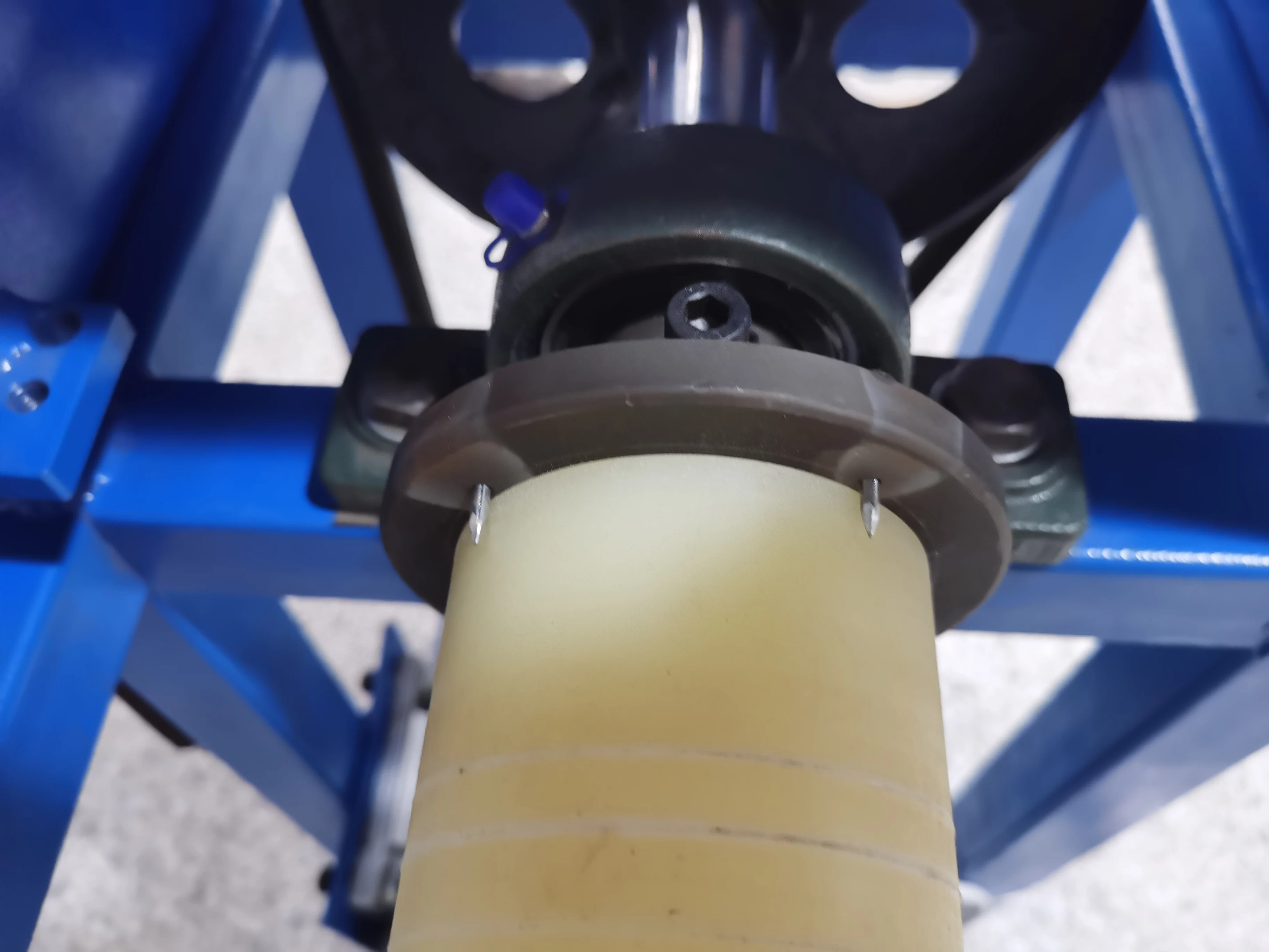 650mm Paper Tube Cut Slitting Rewinder Machine Paper Core Cutting Machine