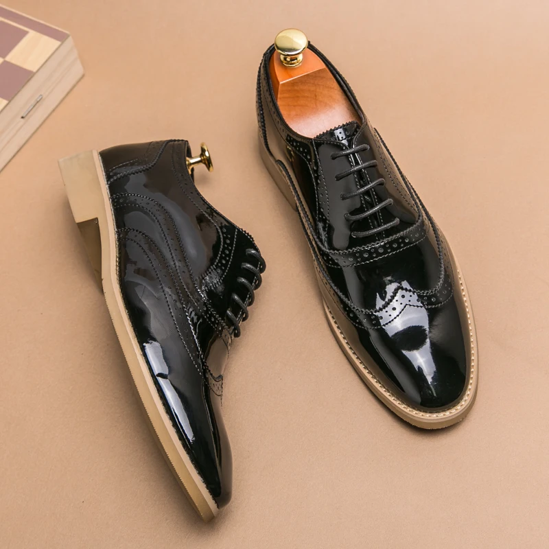 2024 Hot Sale Gold Black Brogue Dress Shoes High Quality Pointed