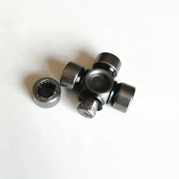 ST-1540 15x40mm Auto Parts Cross Bearing Universal Cardan Joint