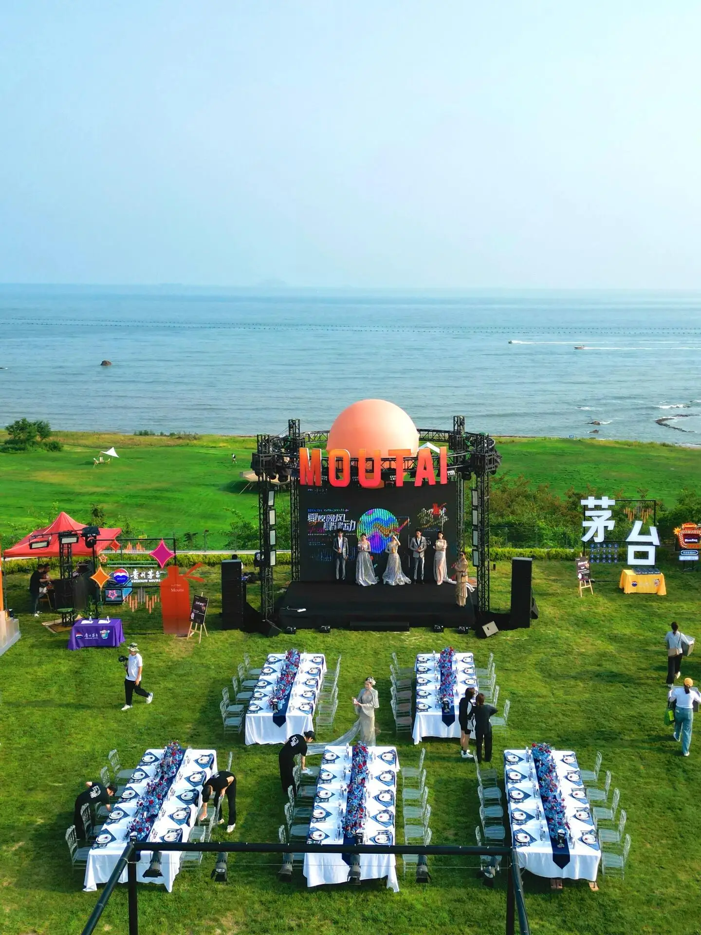 Rental LED Displays P3.91in Factory Stock 3840 Hz Video Outdoor Event Waterproof Die Cast Aluminum Cabinet Church Wayfinding