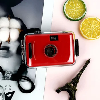 水中で使えるキュートなレトロ風ポータブルカメラ、ミニマルチタイムズ