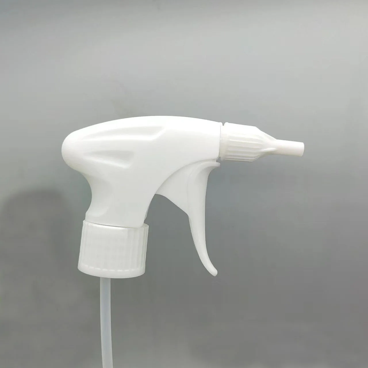 product wholesale chemical resistant trigger sprayer 28mm triggers sprayer plastic trigger spray-28