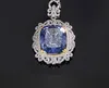 Colgante chapado en blanco y azul con cadena Chopin.