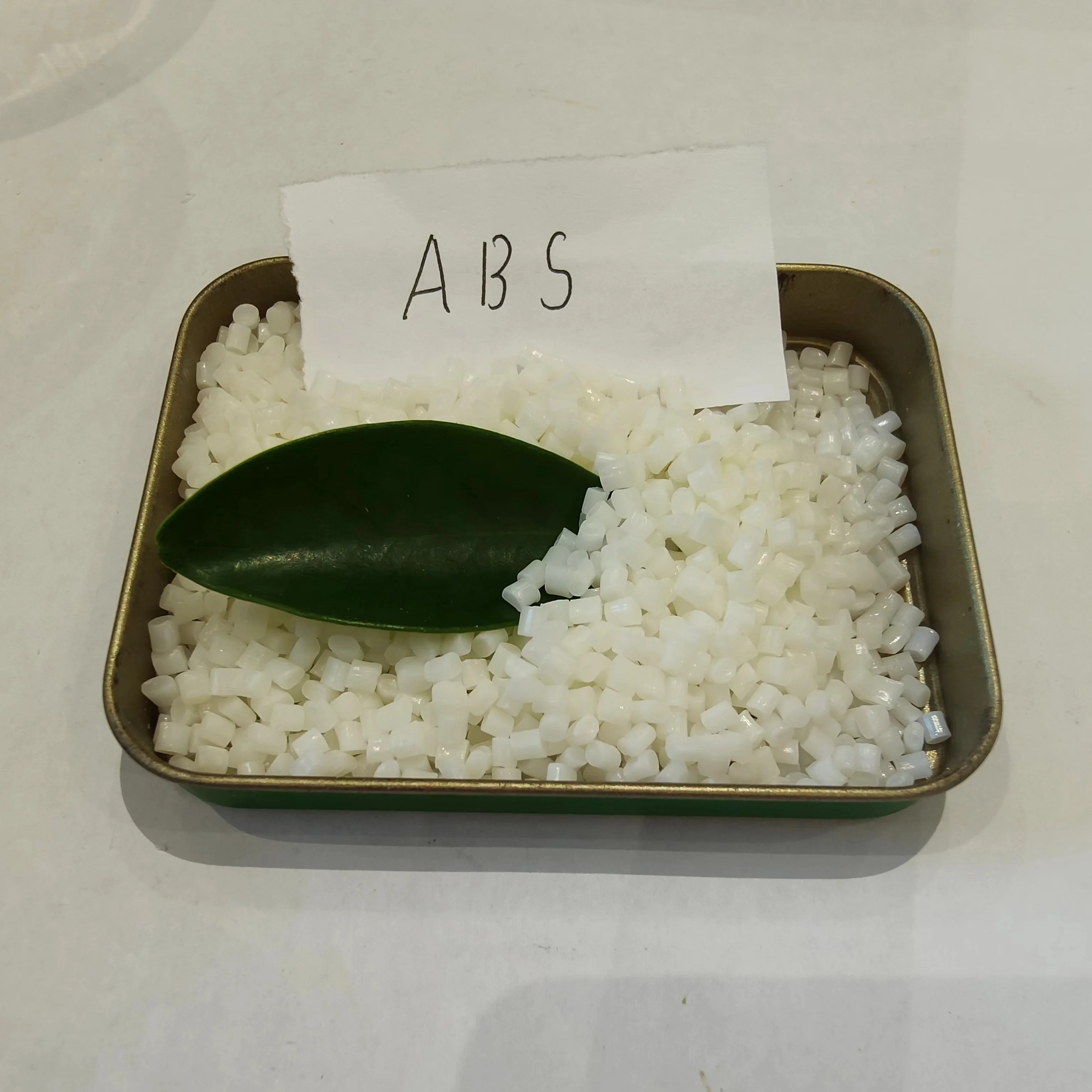 Заводская цена антимикробный класс АБС-смола пластиковые гранулы Pa-757 АБС пластиковое сырье сделано в