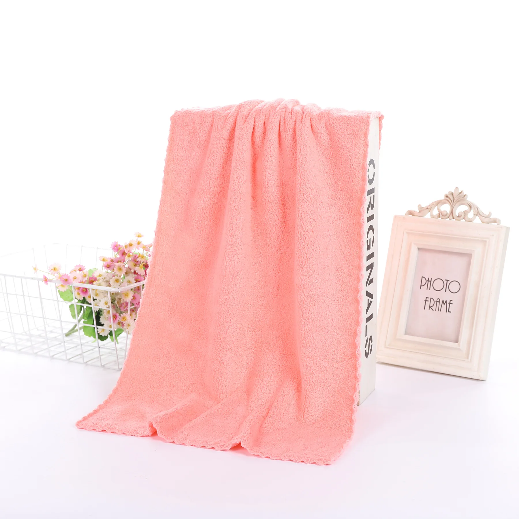 Wholesale Cheap Microfiber Towel 80% Polyester 20% Polyamide Coral Fleece Bath  Towel Gift Soft Face Towel - China Towel and Bath Towel price