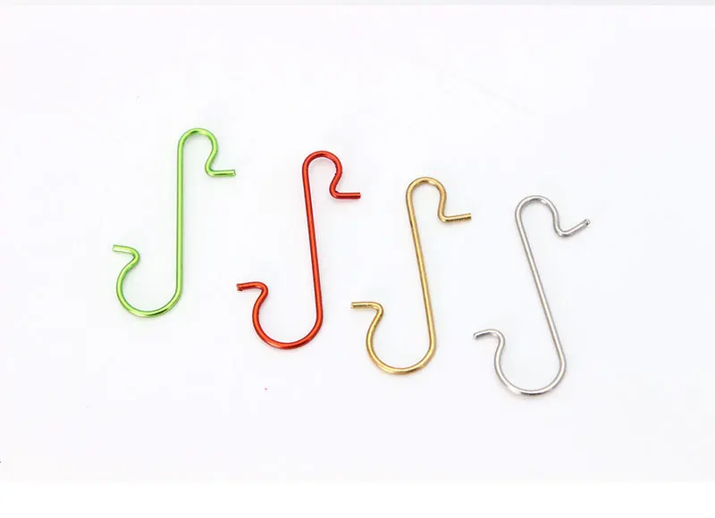 S-type Christmas novelty hooks metal clothes kitchen closet small large chrome plated S-shaped novelty hooks can be wholesale supplier