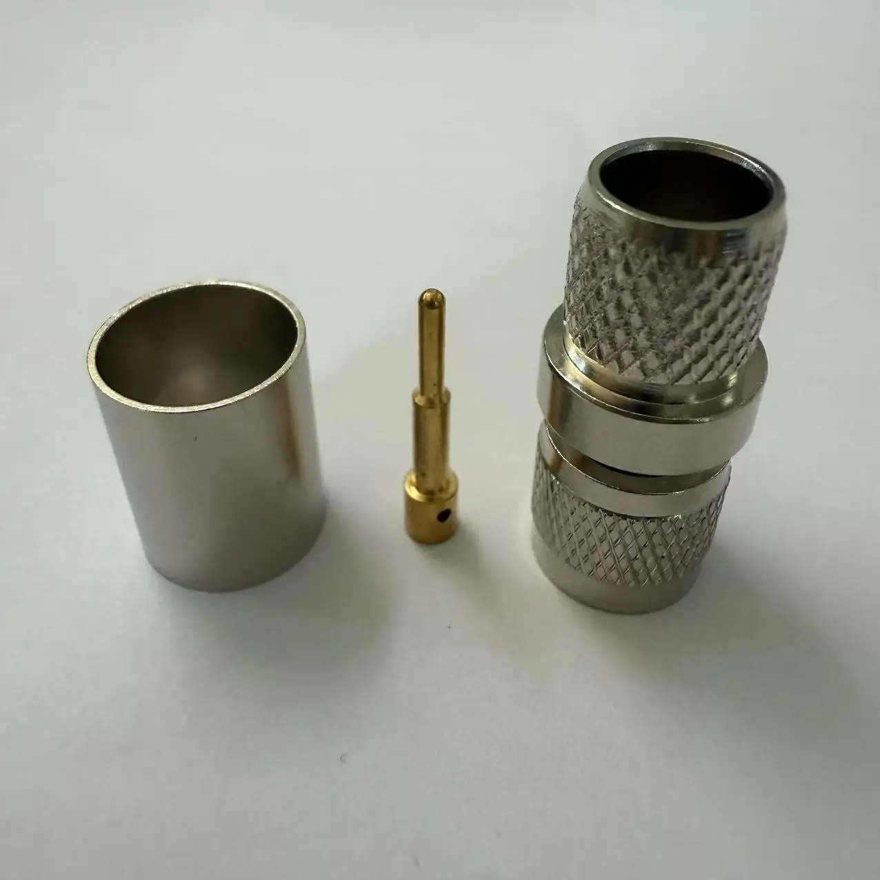 Mini-UHF-J7 Connector RF Mini UHF Male Coaxial Connector Crimp RG8 RG213 400 Cable manufacture