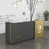 Gris oscuro
