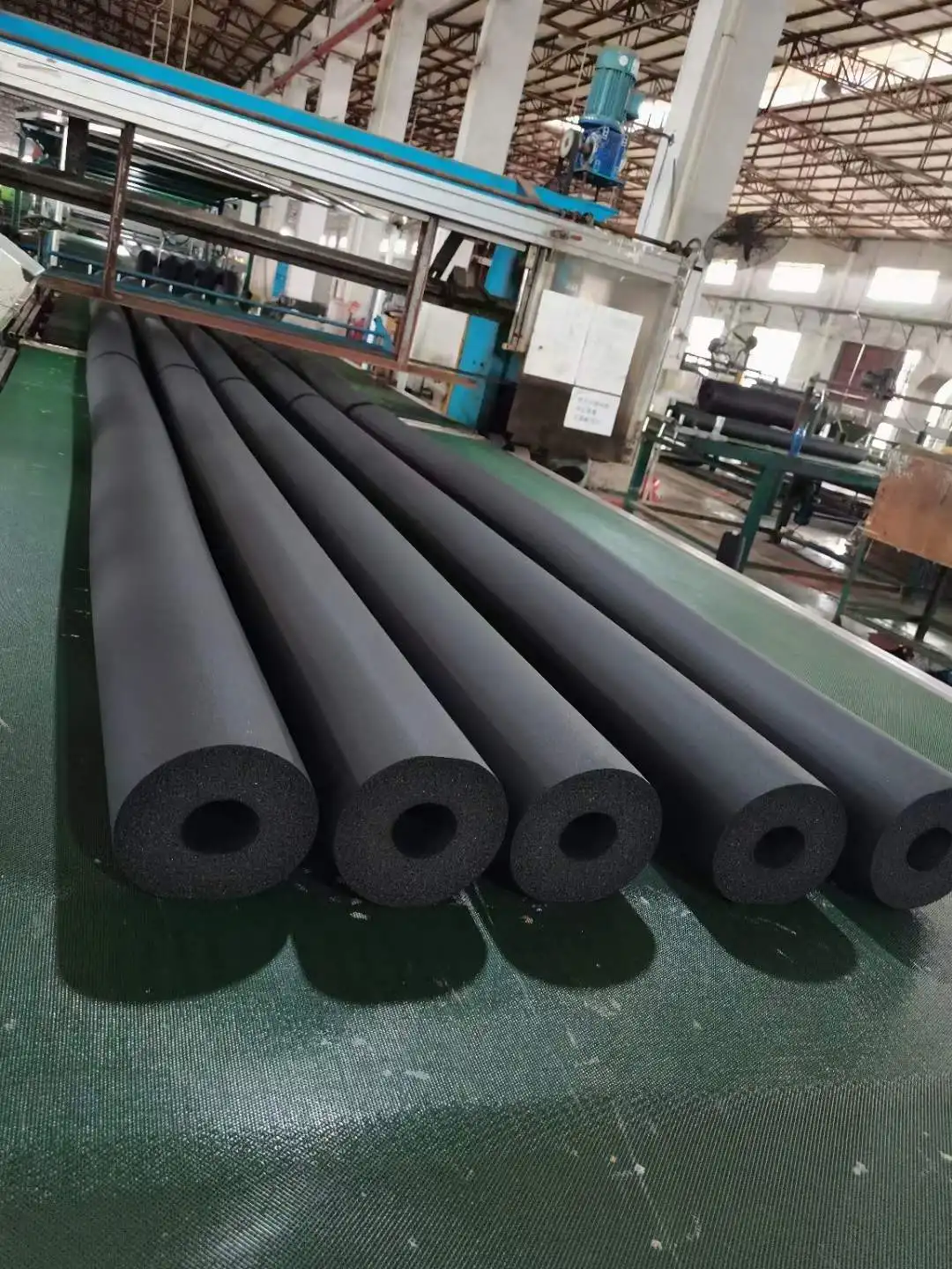 Bellsafe Flex High Density Thermal Insulation Rubber Insulation Tube Rubber Pipe Insulation for Copper Pipe