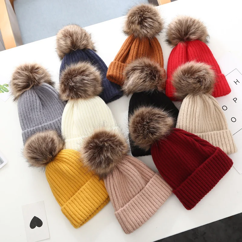 beanies with fluffy ball