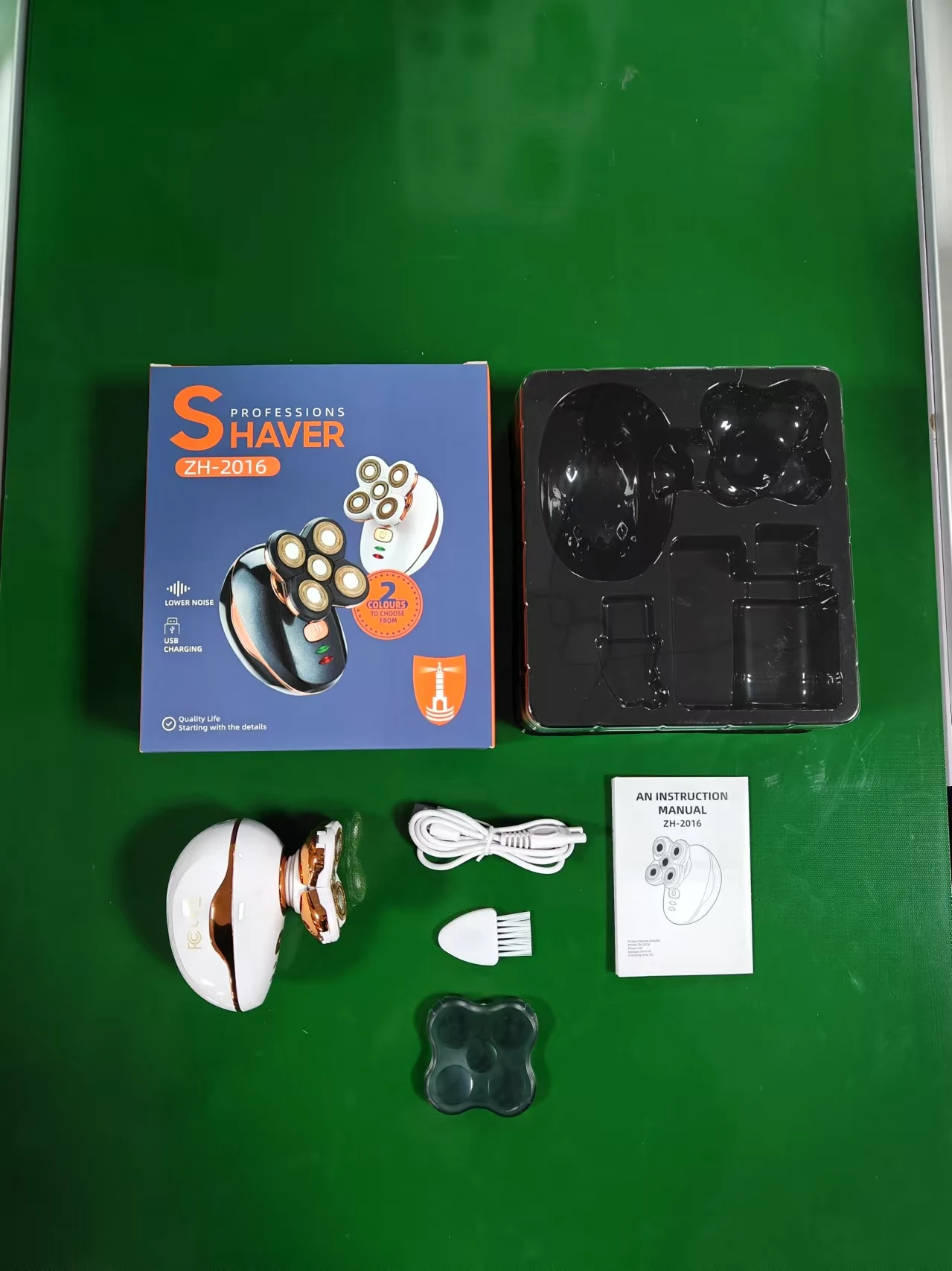 Portable USB-Charging Lady Shaver Five Stainless Steel Blades Waterproof Bikini Trimmer for Body Hair for Household RV Hotel Use manufacture