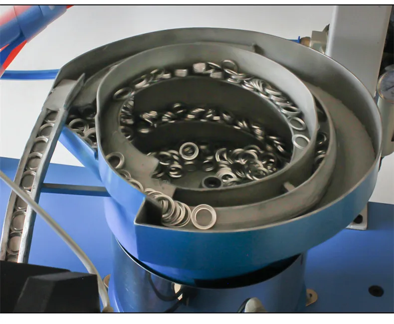 Eyelet Fitting Machine High Efficiency Punching Machine for Automatic Eyelet Attaching