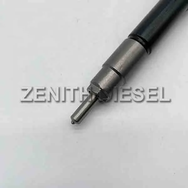 1465A041 Common Rail Injector 095000-5600 for Mitsubishi L200 4D56 Engine Euro4 Diesel Pump Injector 1465A041 0950005600