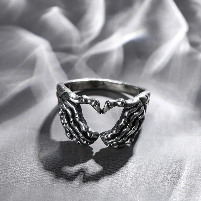 Heart-shaped Skull Hand Ring Punk Jewelry for Men Women