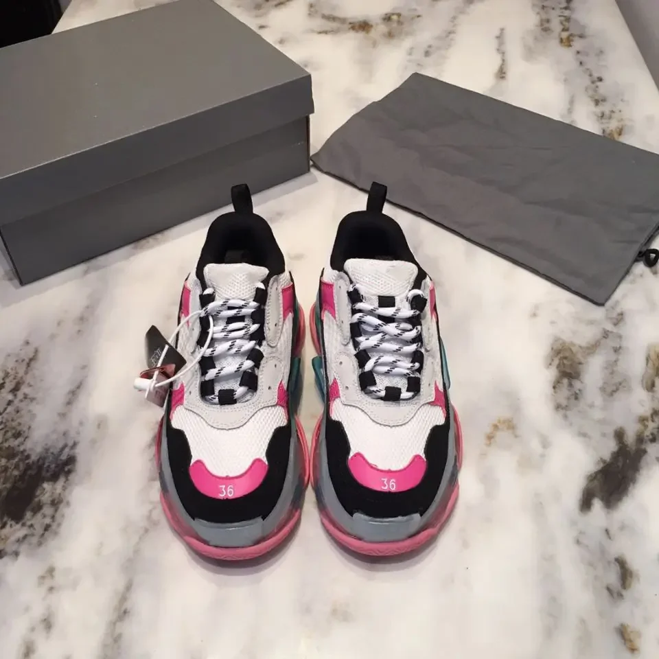 Factory Wholesale Original Runners Sneakers Retro Fashion Trend Men And Women brand shoes 1 buyer