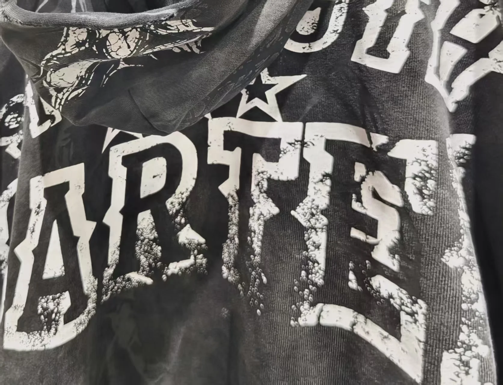 Custom 100% Cotton Heavyweight Vintage Street-Style Loose Fit Oversized Hoodie Printing Raw Cut Collar Distressed Hoodie for Men gallery 4