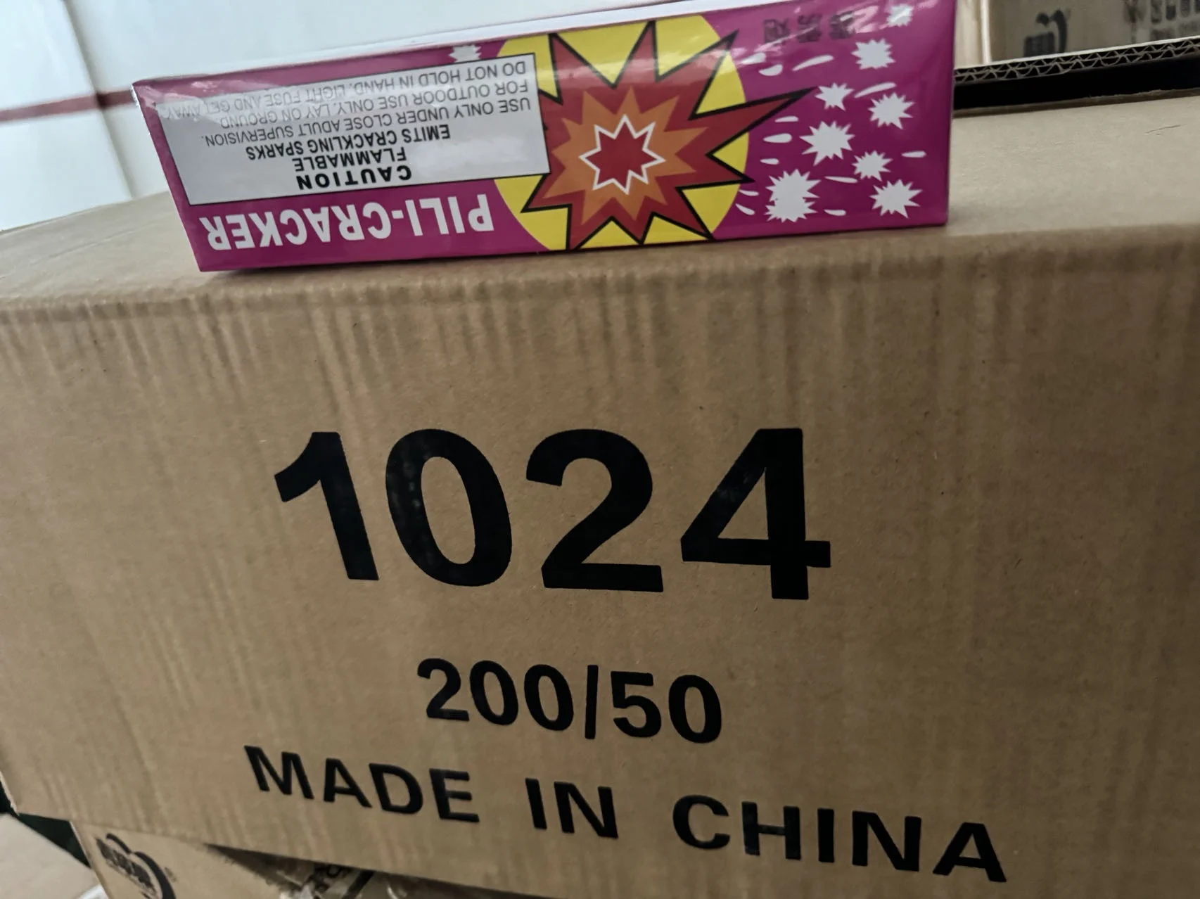 Mini Candy Fireworks 1024 Pili Cracker for New Year Christmas & Wedding Toy Fireworks Factory Direct Sale Hot Sell in Mid East