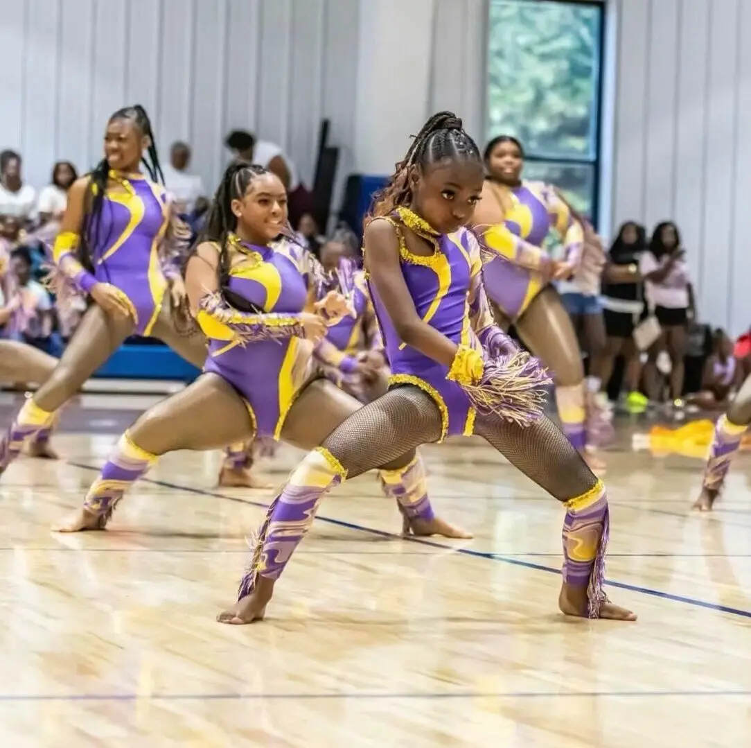 Normzl Wholesale Dancing Leotard Dancewear Yellow Purple Fringe Cheerleading Costume Majorette Dance Team Uniforms Dance Outfits