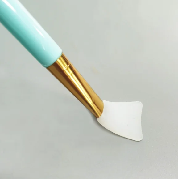 Free Custom Logo Cosmetic Makeup Tool Facial Mask Applicator Brush Silicone Face Mask Brush