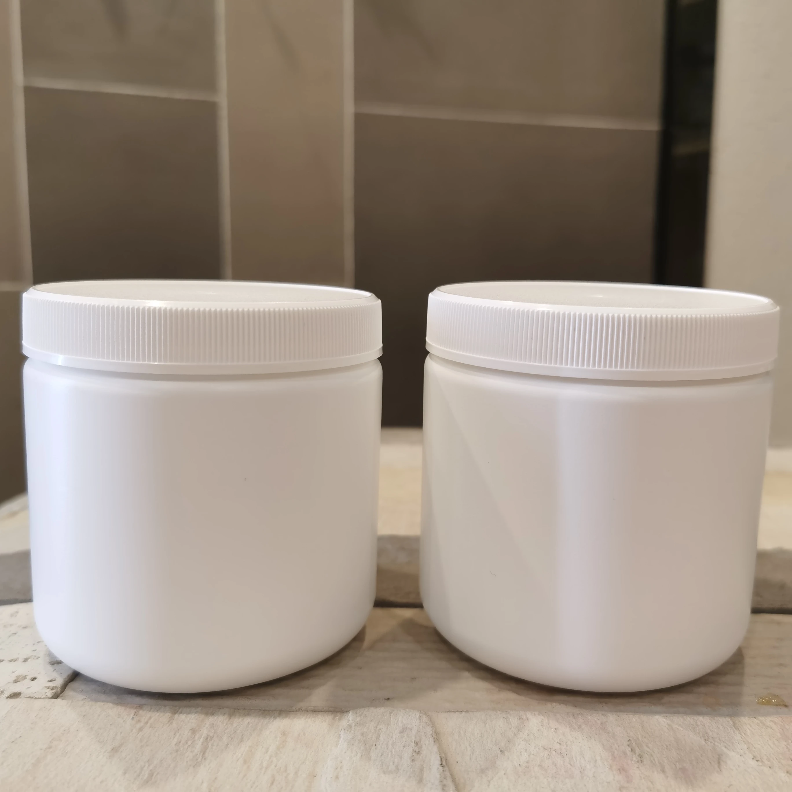 500ml 1kg 2kg White HDPE Jars Health Care Supplement Protein Powder Jar Food Grade Large PE Jars with EU Certificate