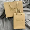 Bolso de mano de papel kraft