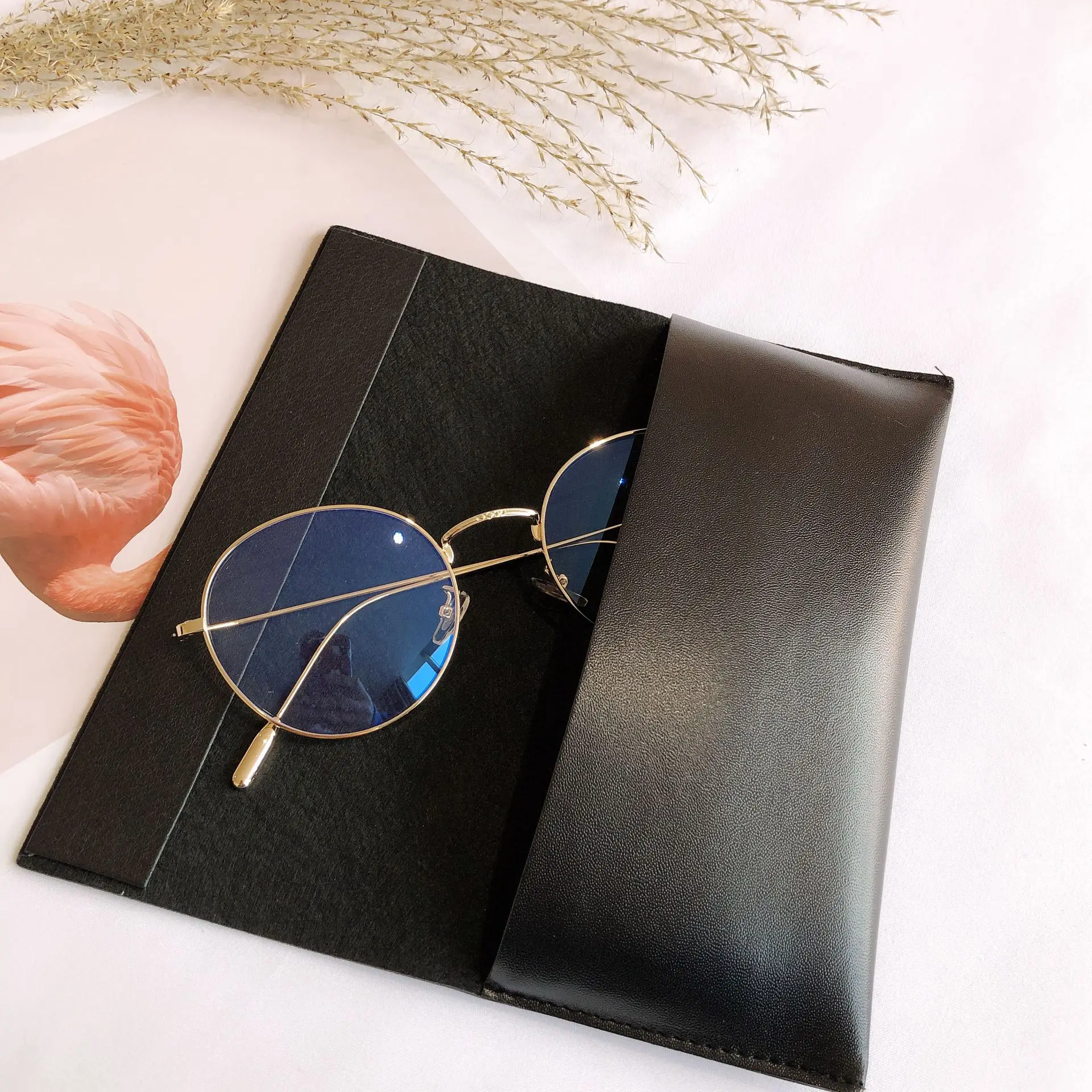 Large Luxury Glasses Pouch Set Soft Eye Glasses Cleaning Cloth Leather  Eyewear case Spectacle Casing case Sunglasses Accessories