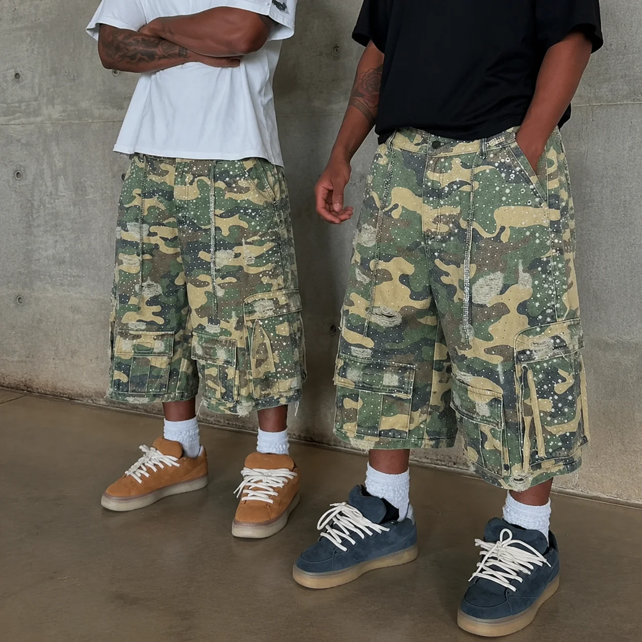 High Quality Custom Men's Loose Camouflage Pearl Cargo Shorts Durable Wide Leg Denim Sweat Run Vintage Straight Casual Jeans gallery 2