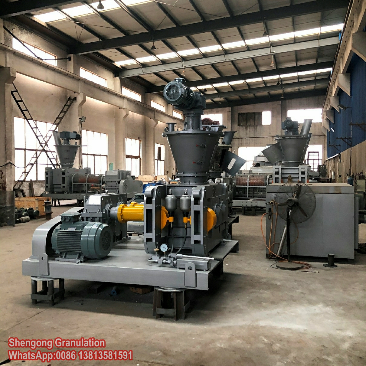 SRF, медленно выпущенное удобрение, гранулирующая брикетная гидравлическая роликовая пресс-машина