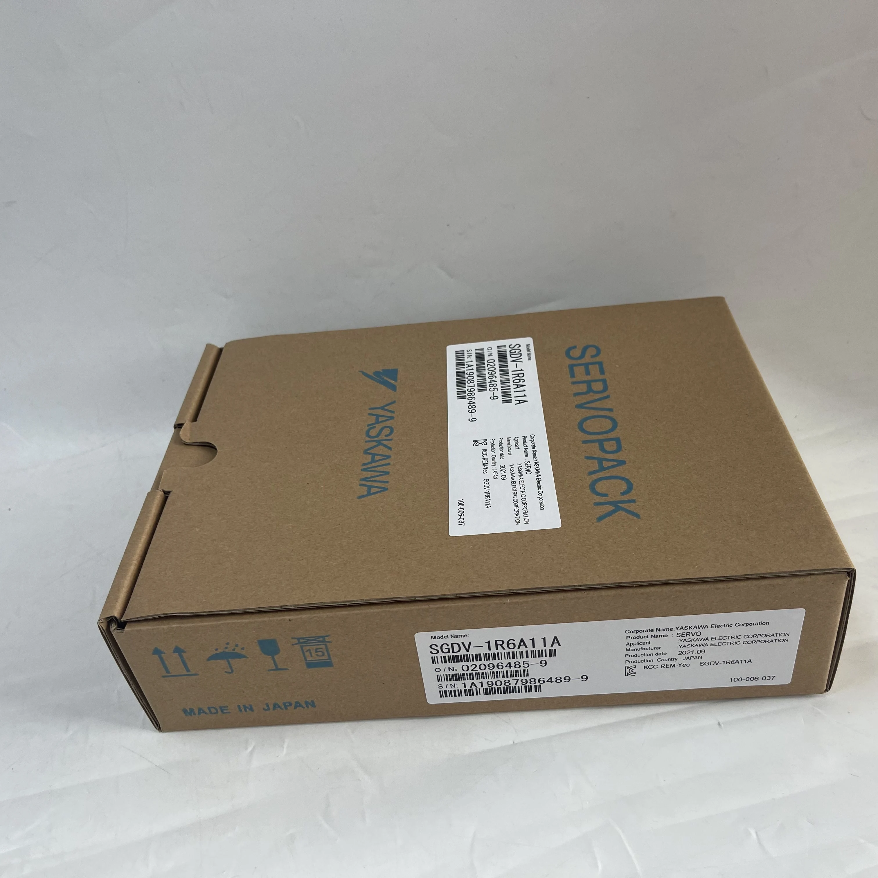YASKAWA SERVOPACK (Servo Drive) SGDV-1R6A11A YASKAWA SERVOPACK (Servo Drive) SGDV-1R6A11A