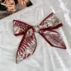 Écharpe feuille rouge vif*