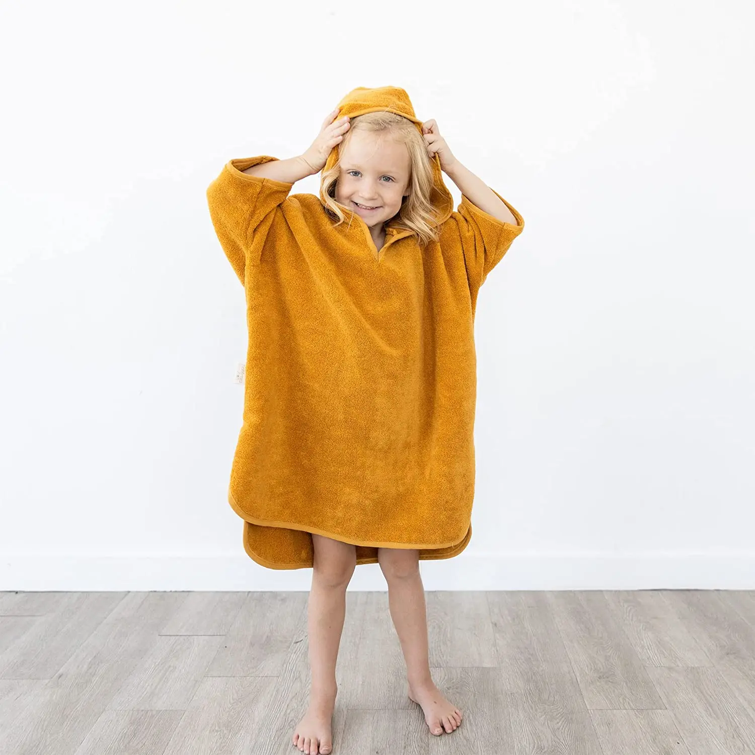 Wholesale Bathrobe Large Size Customized Color Kids Beach Towel Organic Cotton Kids Poncho Towel supplier