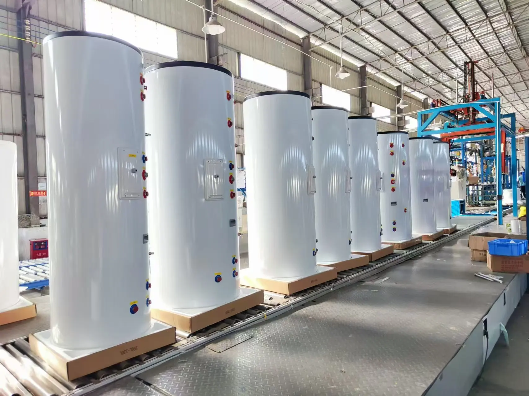 500 L Stainless Steel Electric Water Heater Air Source Heat Pump for Household Hotel Use Outdoor Stylish for Bathroom