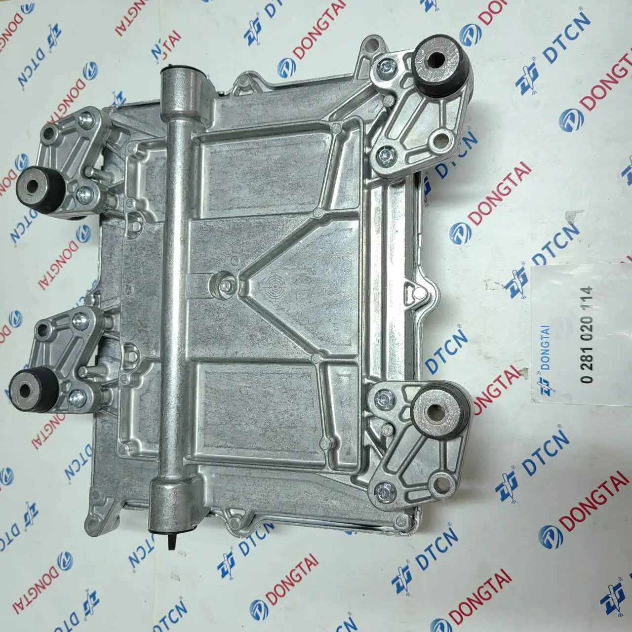 あ*ー様 SEL16F28 VCL-ECU1 セット ソニー SEL16F28、VCL-ECU1 セット レンズ