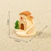 1 earth-sheltered hut